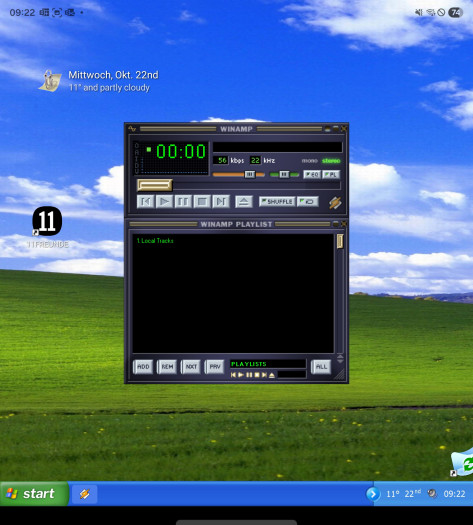 Ebenfalls an Bord: eine Medien-App im Stile von Winamp (Screenshot: Tobias Költzsch/Golem)